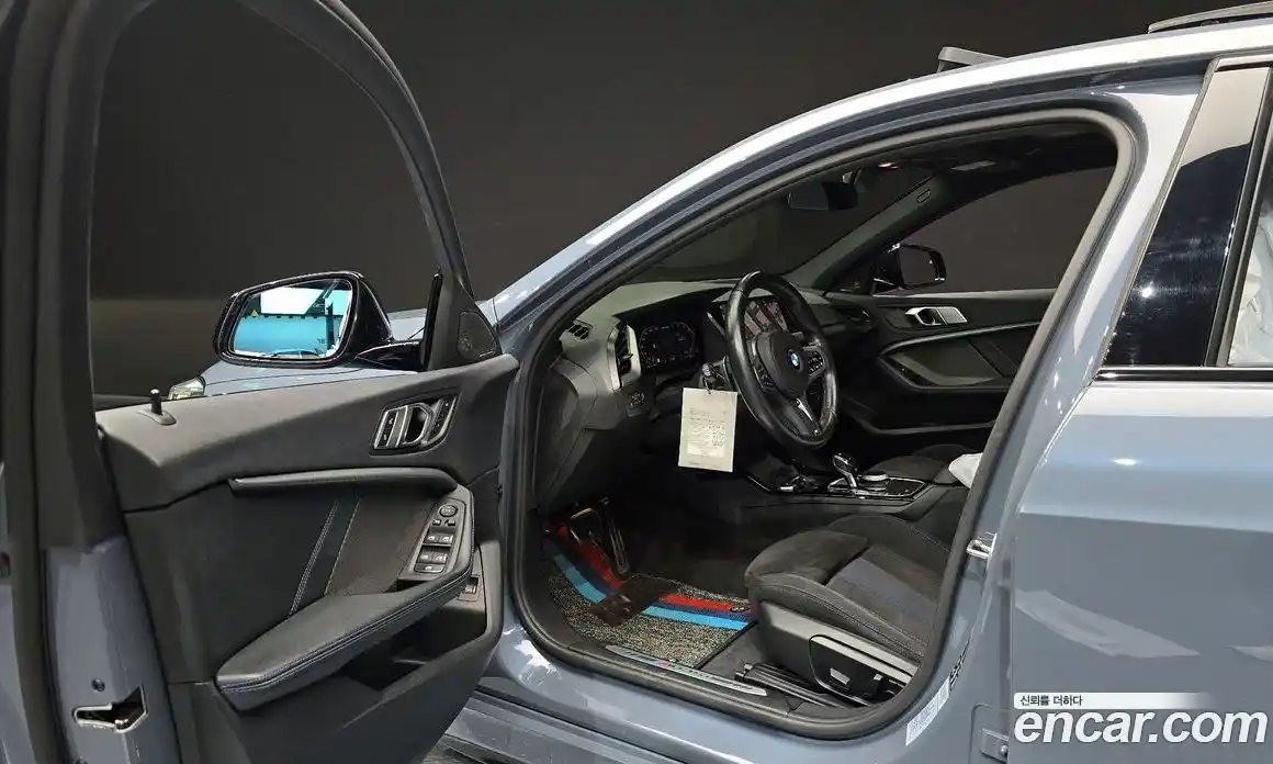 BMW 1 серия 2021 2.0 автомат (гидро), фото 13