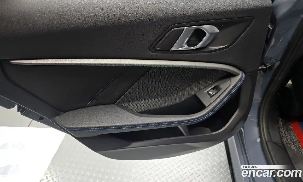 BMW 1 серия 2021 2.0 автомат (гидро), фото 15