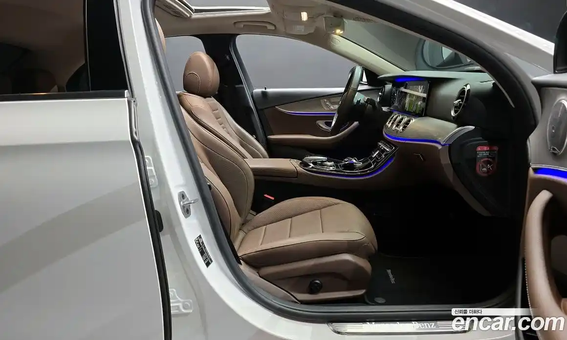 Mercedes-Benz E-Class 2019 2.0 автомат (гидро), фото 16