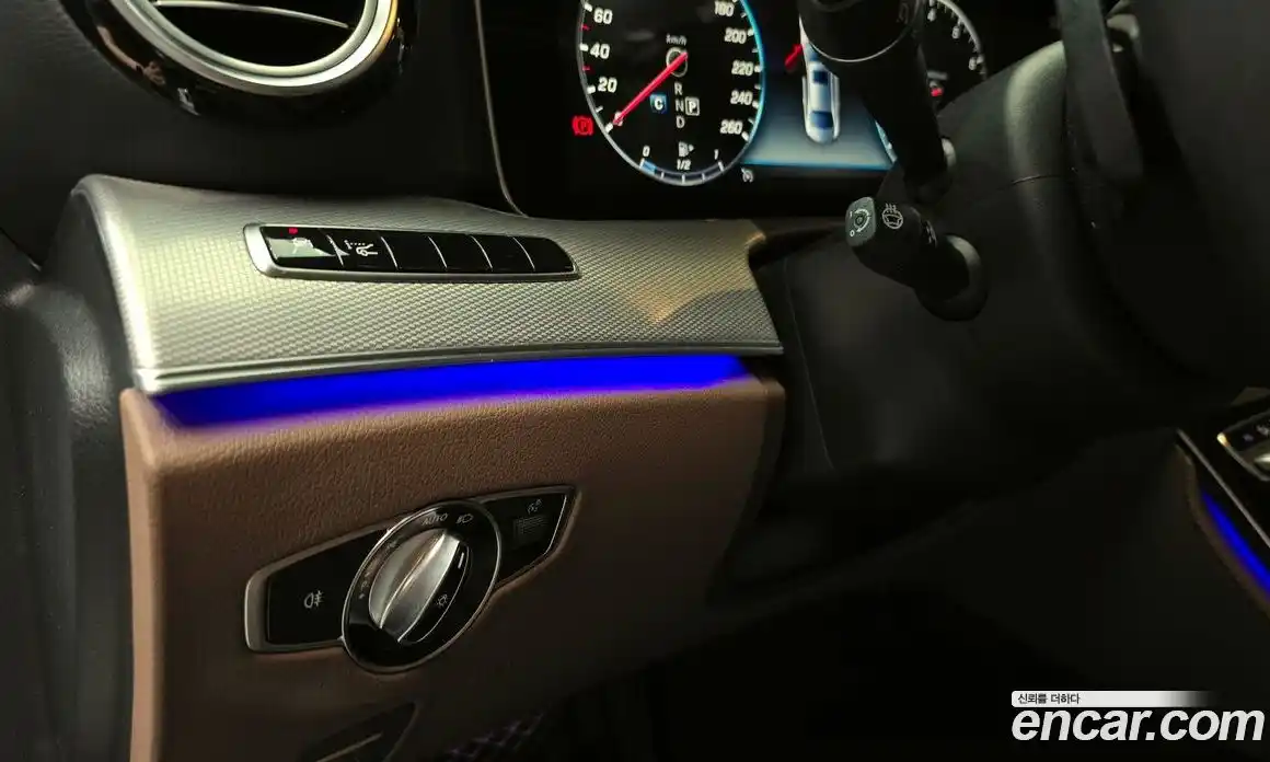 Mercedes-Benz E-Class 2019 2.0 автомат (гидро), фото 24