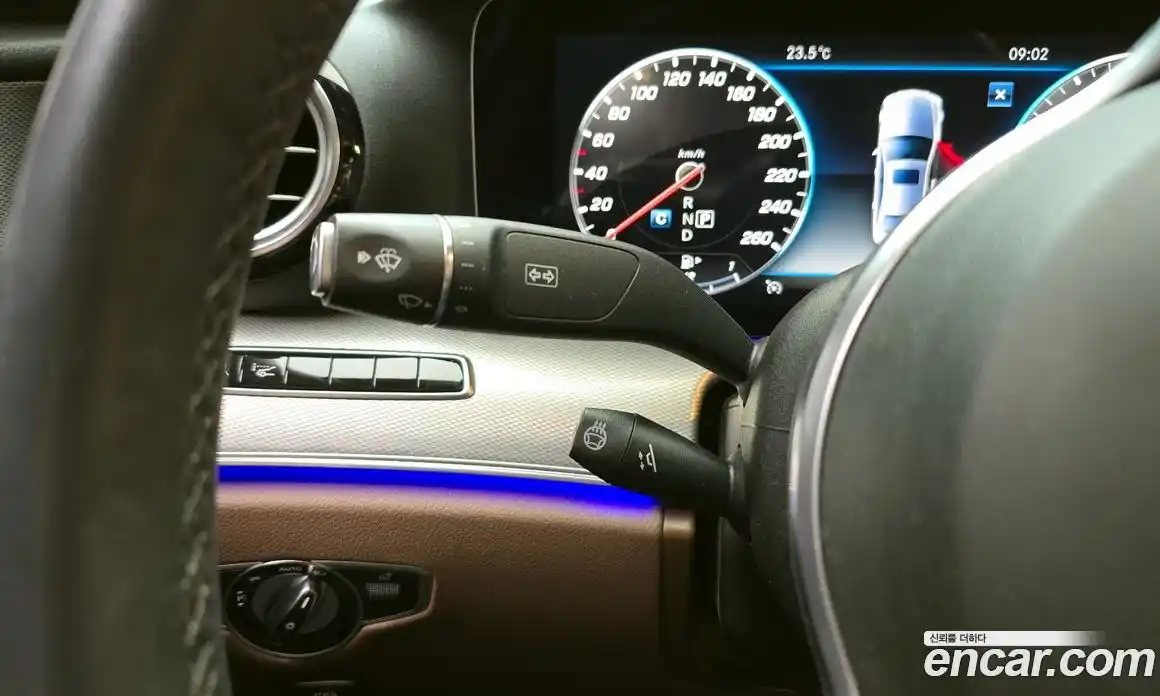 Mercedes-Benz E-Class 2019 2.0 автомат (гидро), фото 25