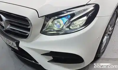 Mercedes-Benz E-Class 2019 2.0 автомат (гидро), миниатюра 8