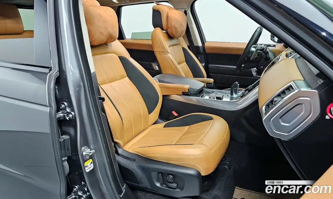 Land Rover Range Rover Sport 2019 3.0 автомат (гидро), фото 17