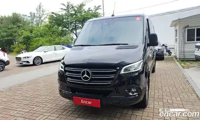 Mercedes-Benz Sprinter 2022 3.0 гидро, миниатюра 3