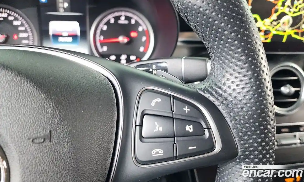 Mercedes-Benz GLC-Class 2019 2.0 гидро, фото 23 Mercedes-Benz GLC-Class 2019 2.0 гидро, фото 23