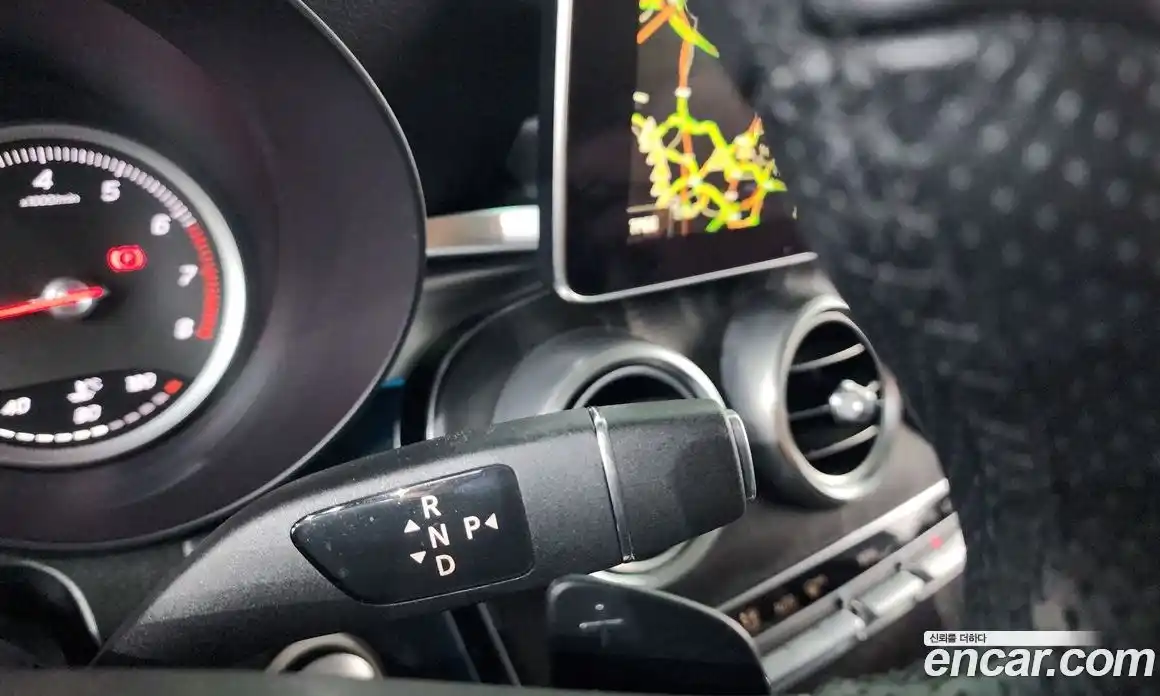 Mercedes-Benz GLC-Class 2019 2.0 гидро, фото 27 Mercedes-Benz GLC-Class 2019 2.0 гидро, фото 27