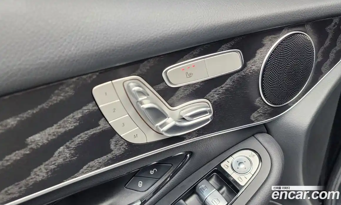 Mercedes-Benz GLC-Class 2019 2.0 гидро, фото 33 Mercedes-Benz GLC-Class 2019 2.0 гидро, фото 33