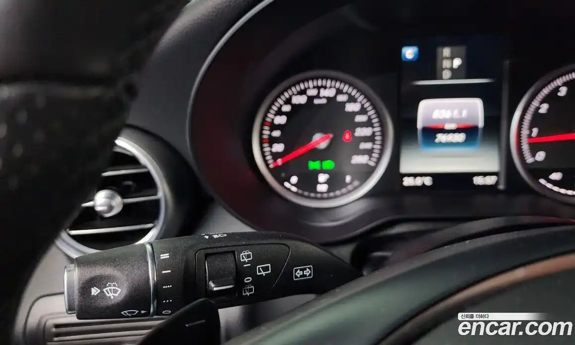 Mercedes-Benz GLC-Class 2019 2.0 гидро, фото 34 Mercedes-Benz GLC-Class 2019 2.0 гидро, фото 34