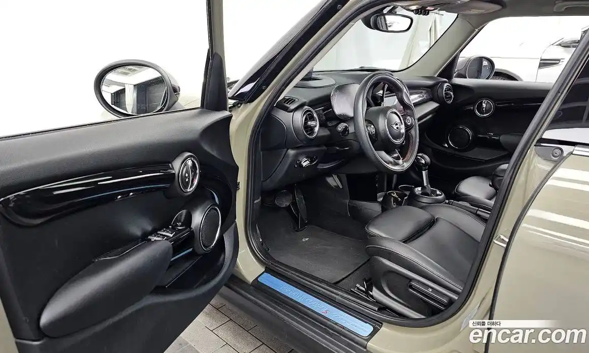 Mini Cooper 2019 2.0 автомат (гидро), фото 13
