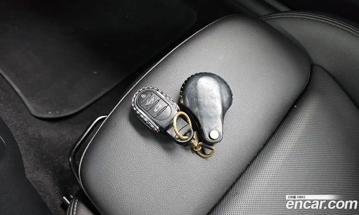 Mini Cooper 2019 2.0 автомат (гидро), фото 32