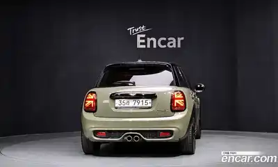 Mini Cooper 2019 2.0 автомат (гидро), миниатюра 4