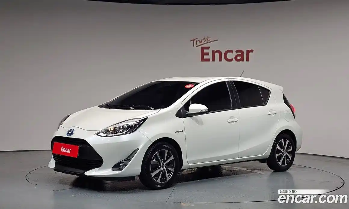 Toyota Prius 2018 1.5 гидро, фото 1