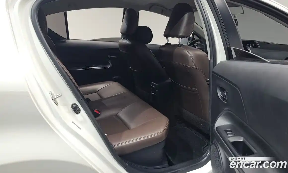 Toyota Prius 2018 1.5 гидро, фото 11