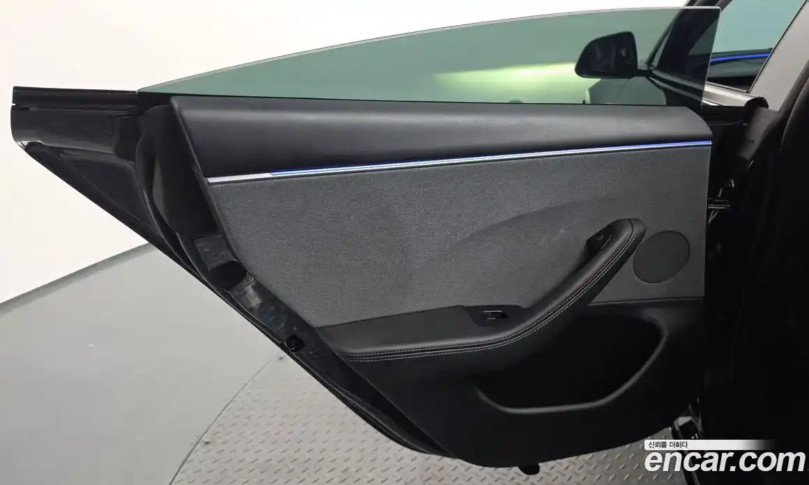 Tesla Model 3 2025 0.2 гидро, фото 15