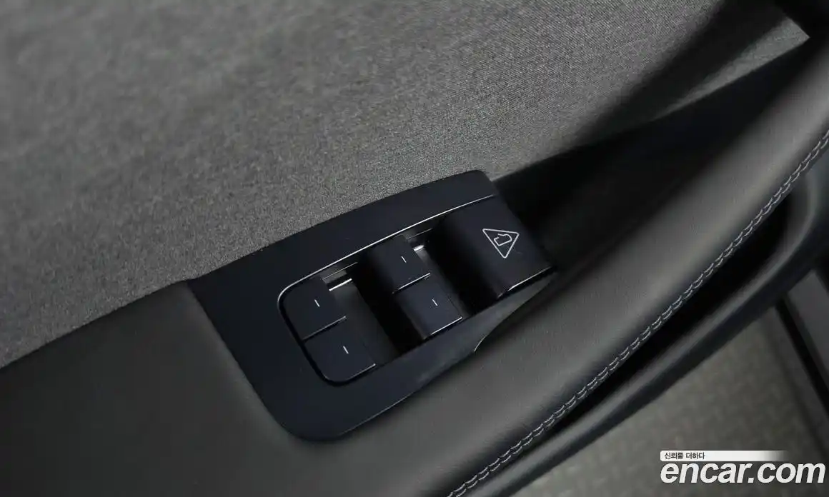 Tesla Model 3 2025 0.2 гидро, фото 27