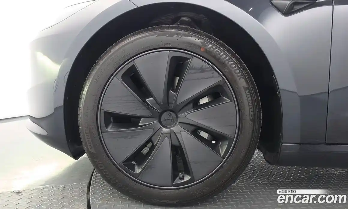 Tesla Model 3 2025 0.2 гидро, фото 5