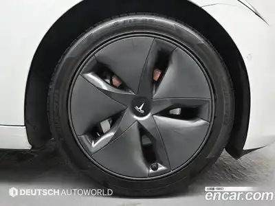 Tesla Model 3 2020 гидро, миниатюра 5