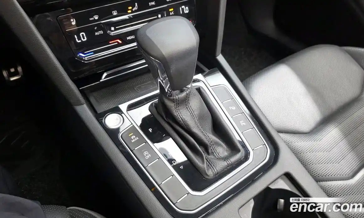 Volkswagen Arteon 2023 2.0 автомат (гидро), фото 12