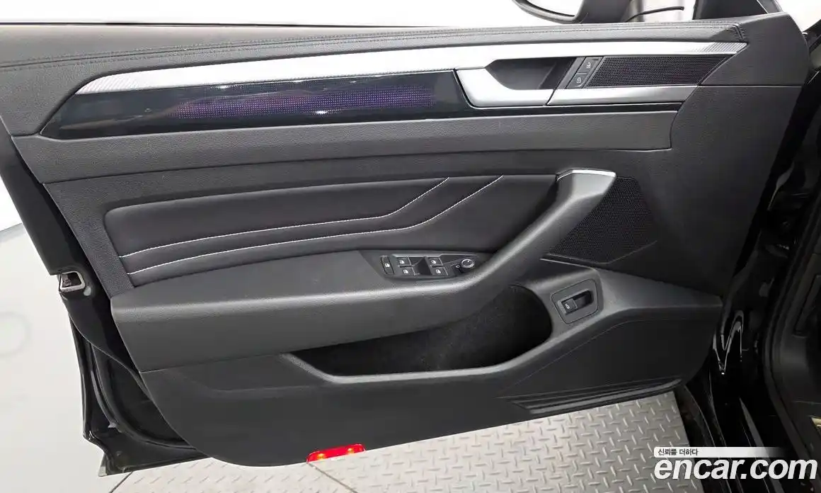 Volkswagen Arteon 2023 2.0 автомат (гидро), фото 14