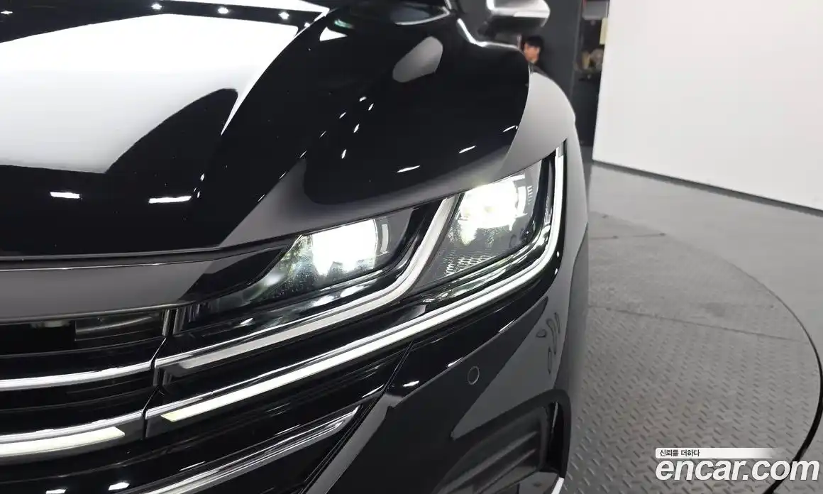 Volkswagen Arteon 2023 2.0 автомат (гидро), фото 8