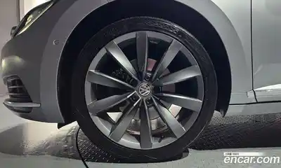 Volkswagen Arteon 2020 2.0 автомат (гидро), миниатюра 5