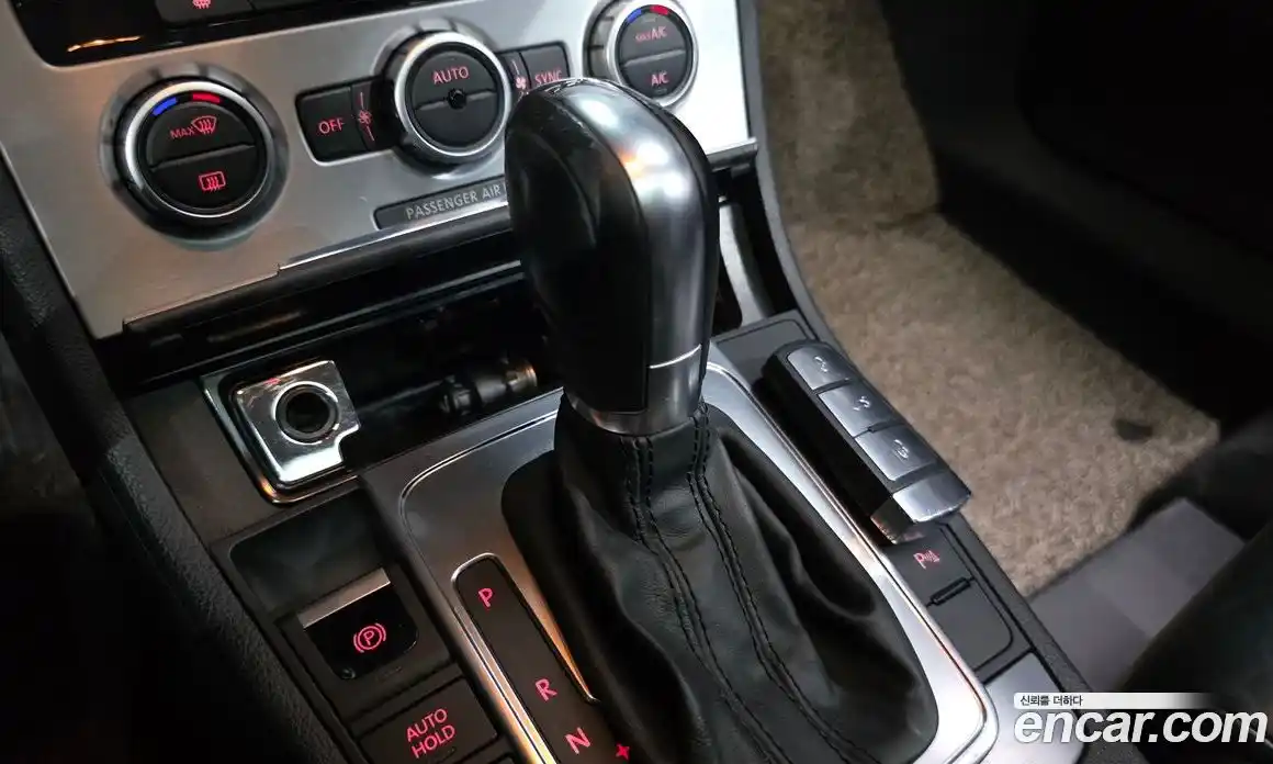 Volkswagen CC 2013 2.0 автомат (гидро), фото 9