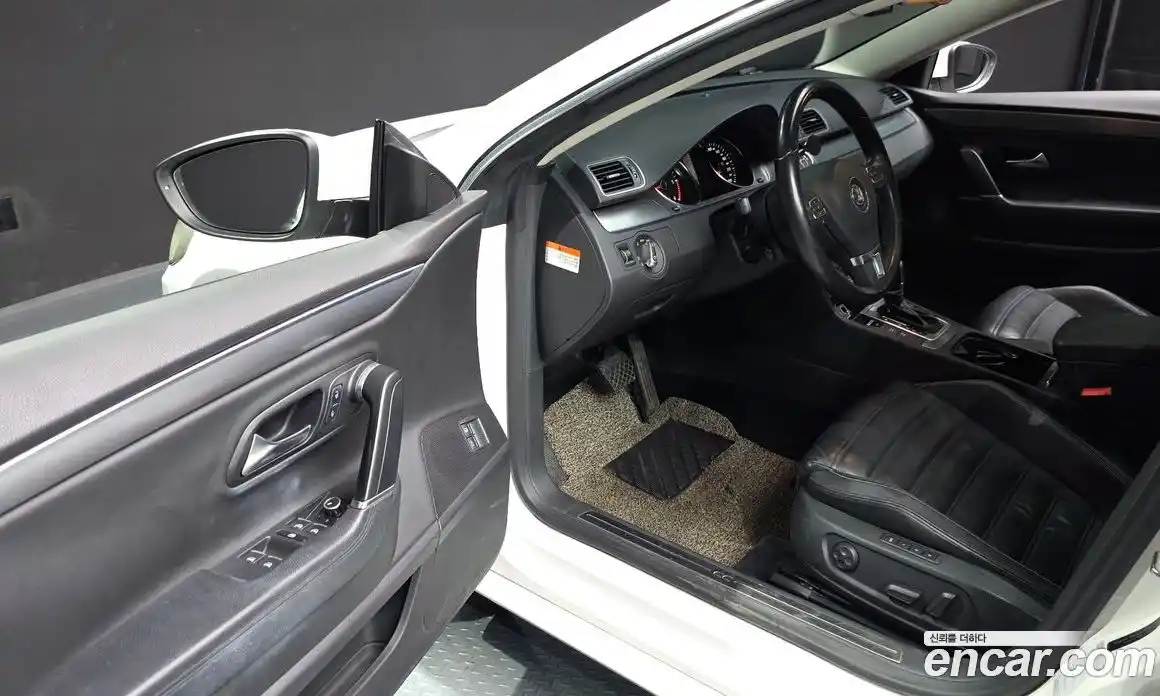 Volkswagen CC 2013 2.0 автомат (гидро), фото 10