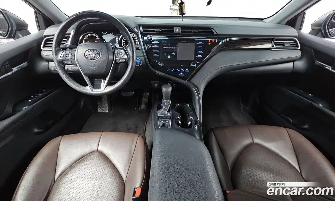 Toyota Camry 2019 2.5 гидро, фото 9
