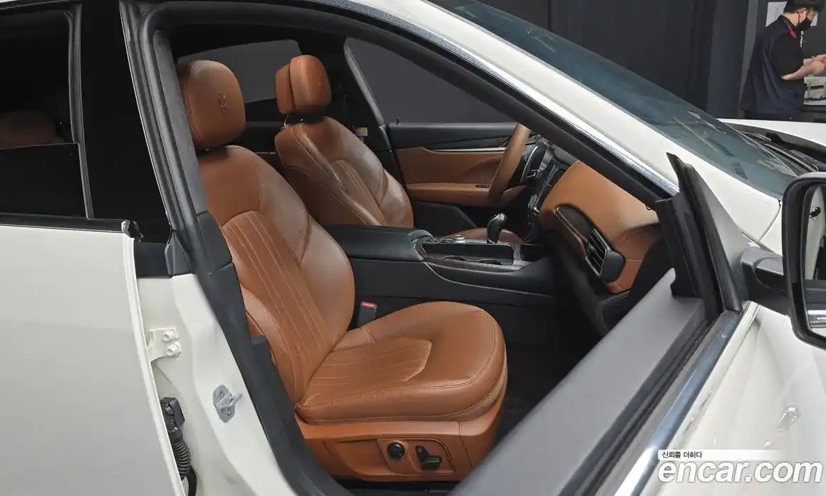 Maserati Levante 2018 3.0 гидро, фото 12