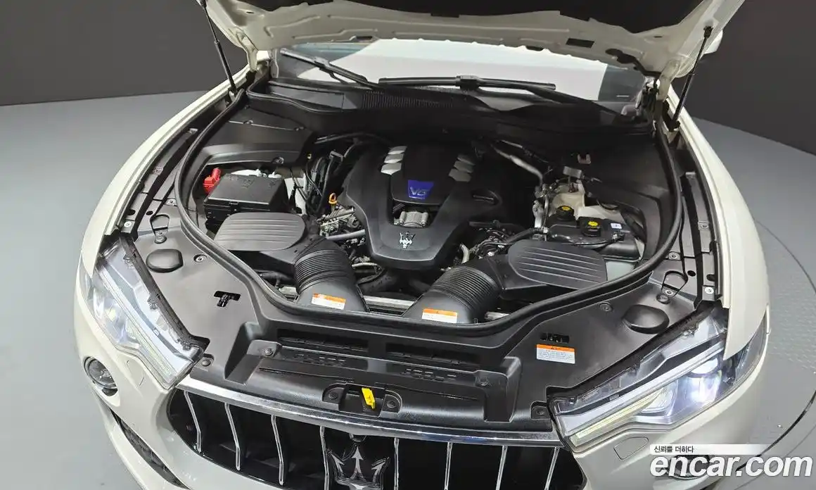 Maserati Levante 2018 3.0 гидро, фото 6