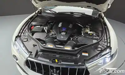 Maserati Levante 2018 3.0 гидро, миниатюра 6
