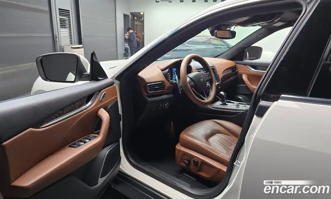 Maserati Levante 2018 3.0 гидро, фото 10
