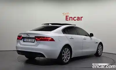 Jaguar XE 2016 2.0 гидро, миниатюра 2