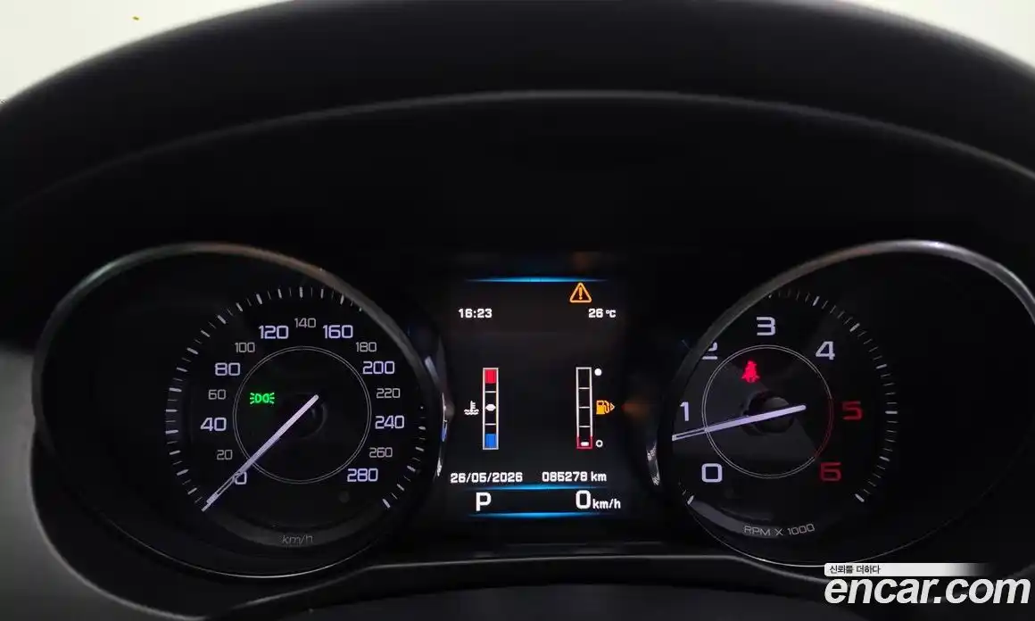 Jaguar XE 2016 2.0 гидро, фото 8