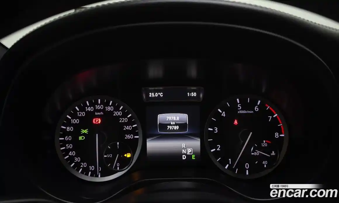 Infiniti Q30 2017 2.0 гидро, фото 11