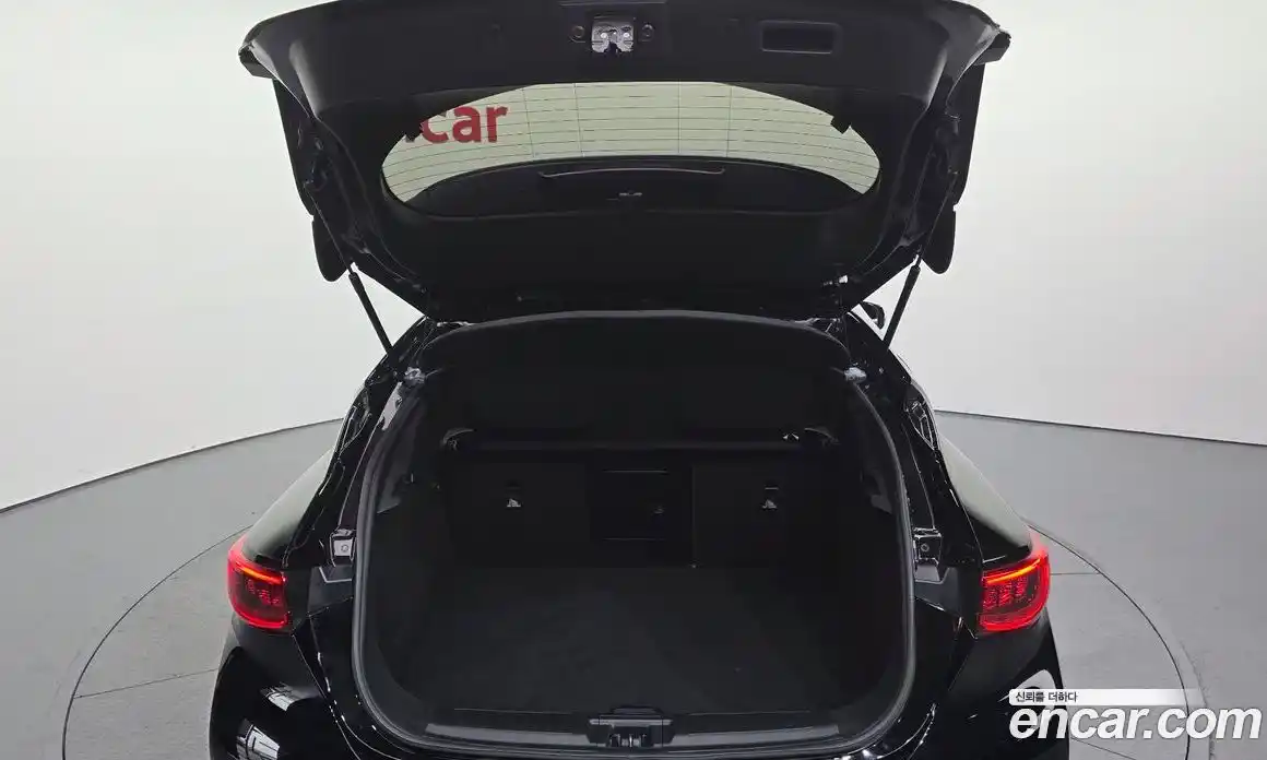 Infiniti Q30 2017 2.0 гидро, фото 31
