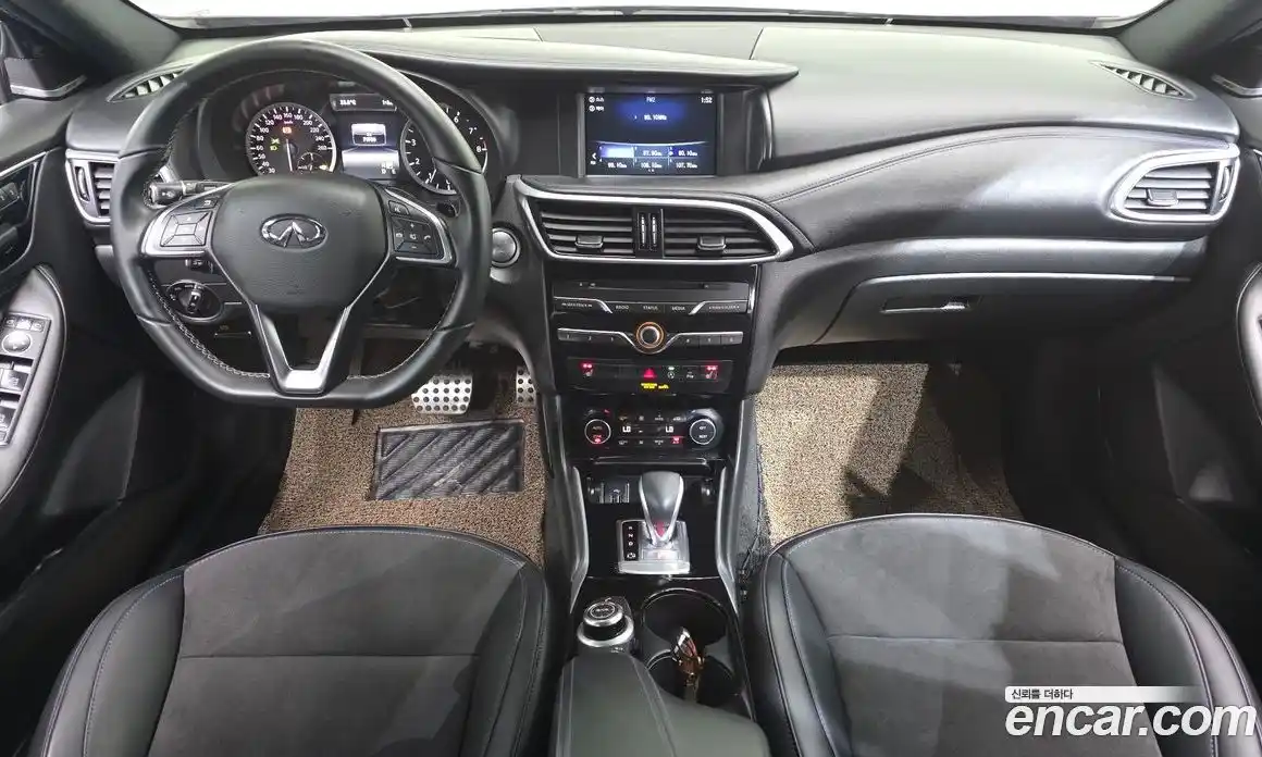 Infiniti Q30 2017 2.0 гидро, фото 10
