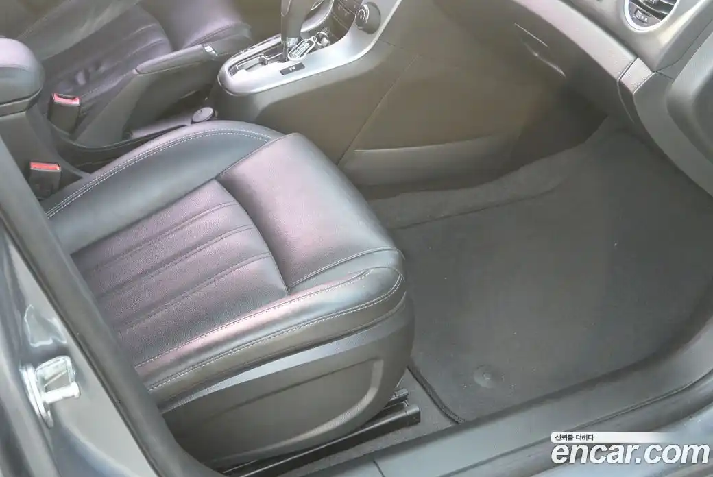 Chevrolet Cruze 2015 1.8 автомат (гидро), фото 12