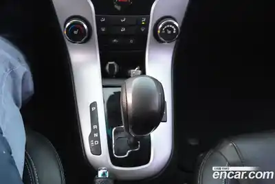 Chevrolet Cruze 2015 1.8 автомат (гидро), миниатюра 9