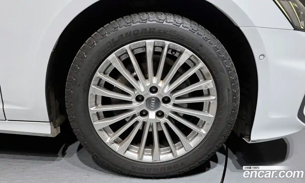 Audi A6 2020 2.0 автомат (гидро), фото 5