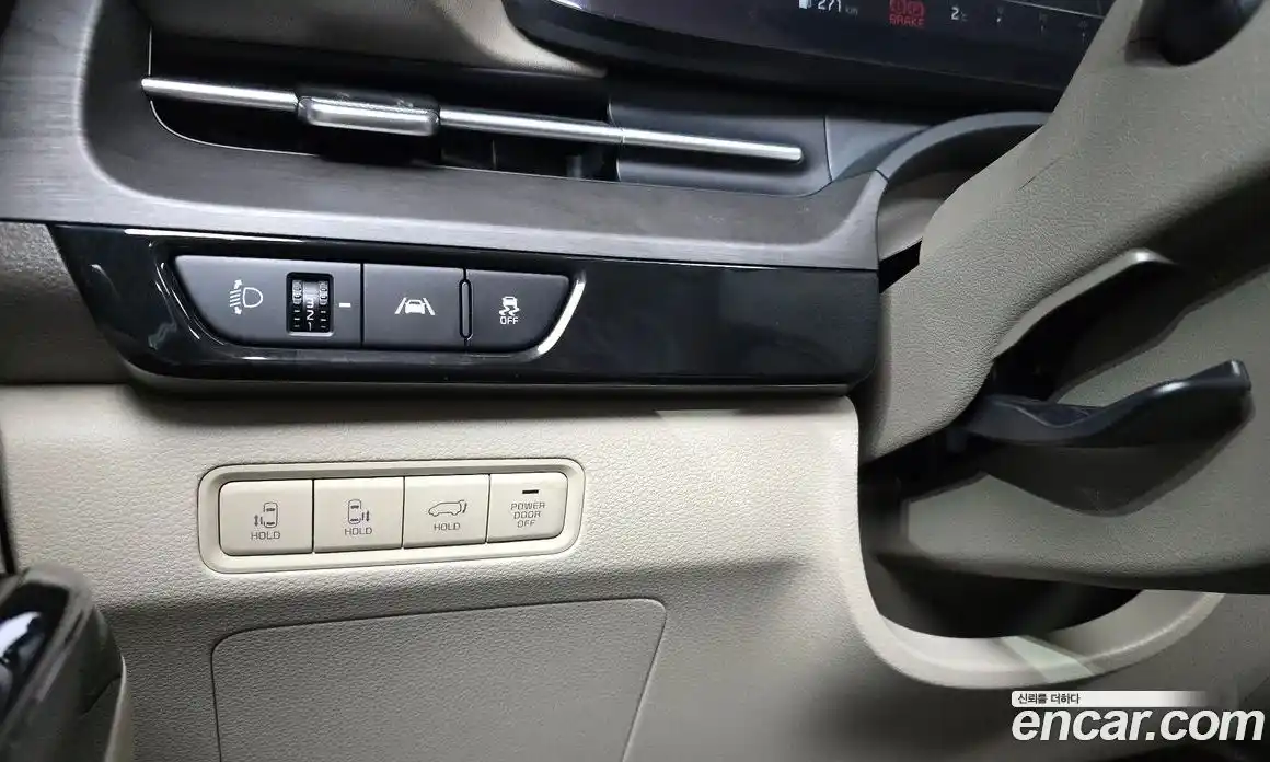 Kia Carnival 2023 2.2 автомат (гидро), фото 17