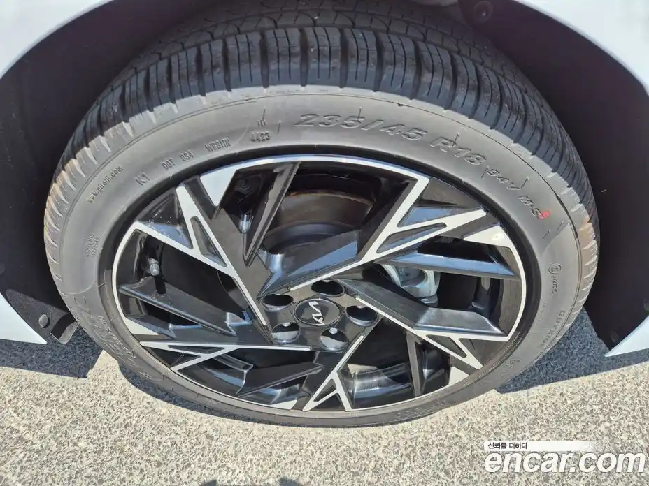 Kia K5 (Optima) 2024 1.6 автомат (гидро), фото 5