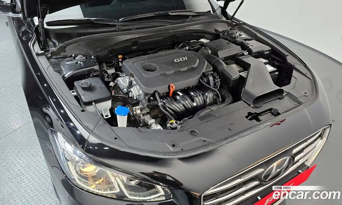 Hyundai Grandeur 2018 2.4 автомат (гидро), фото 6
