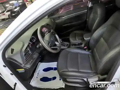 Hyundai Avante 2019 1.6 автомат (гидро), миниатюра 6