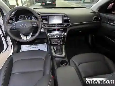 Hyundai Avante 2019 1.6 автомат (гидро), миниатюра 10