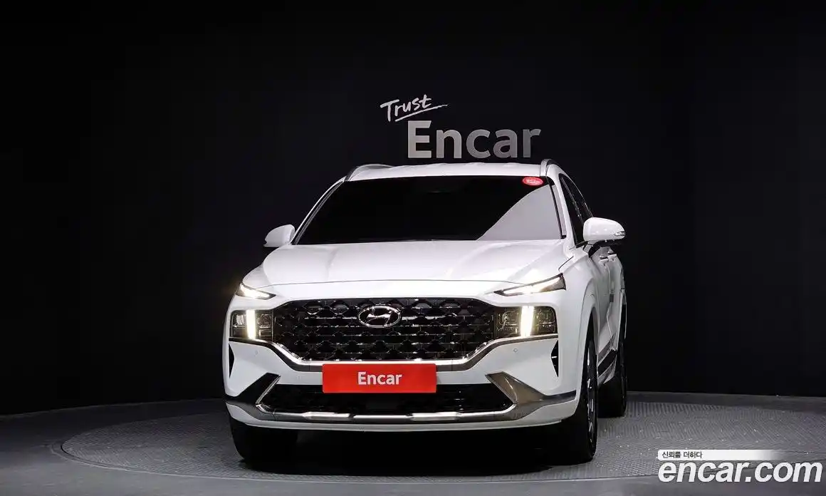 Hyundai Santa Fe 2023 1.6 автомат (гидро), фото 3
