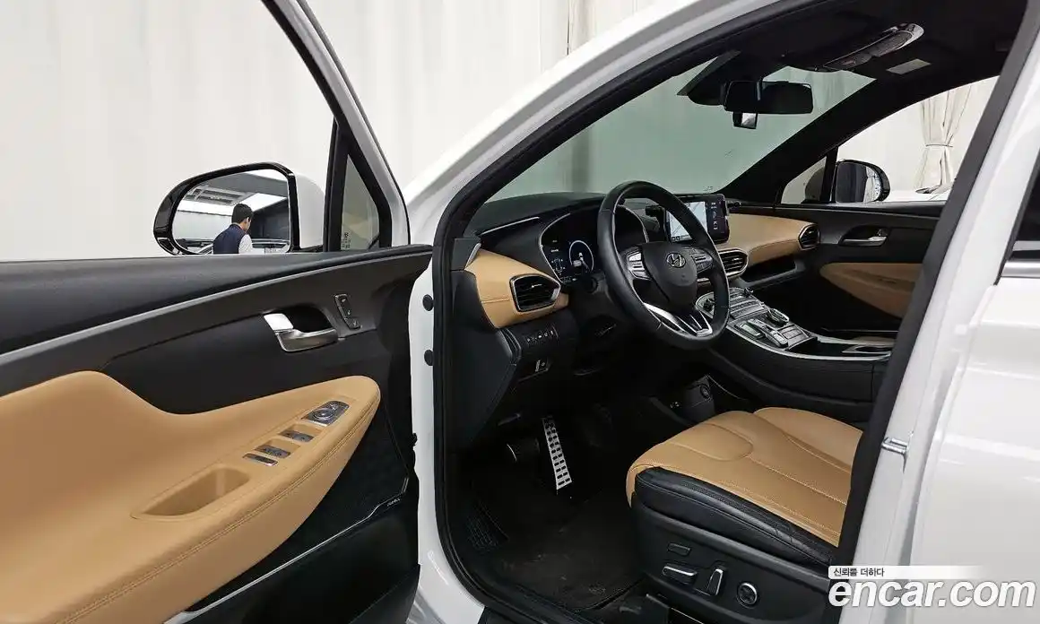 Hyundai Santa Fe 2023 1.6 автомат (гидро), фото 10