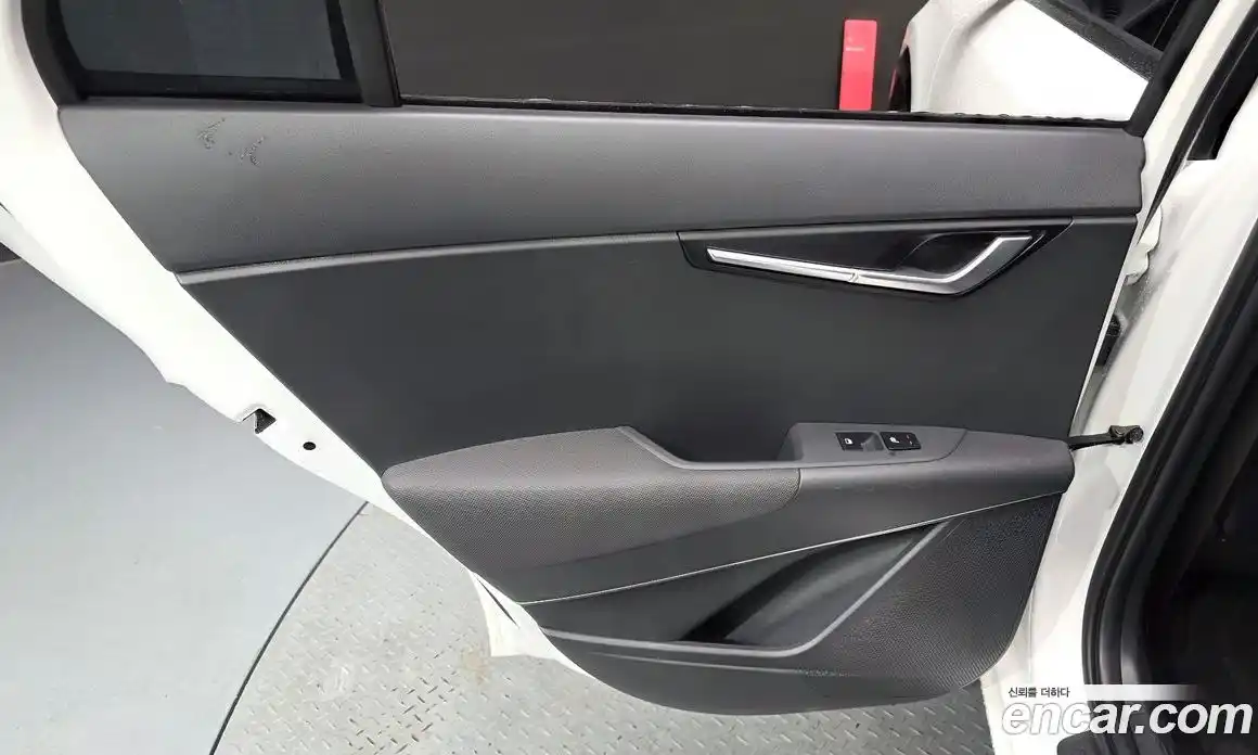 Kia Niro 2024 1.6 автомат (гидро), фото 15