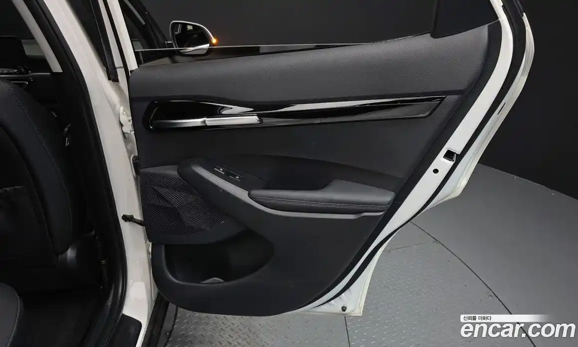 Kia Seltos 2022 1.6 автомат (гидро), фото 15