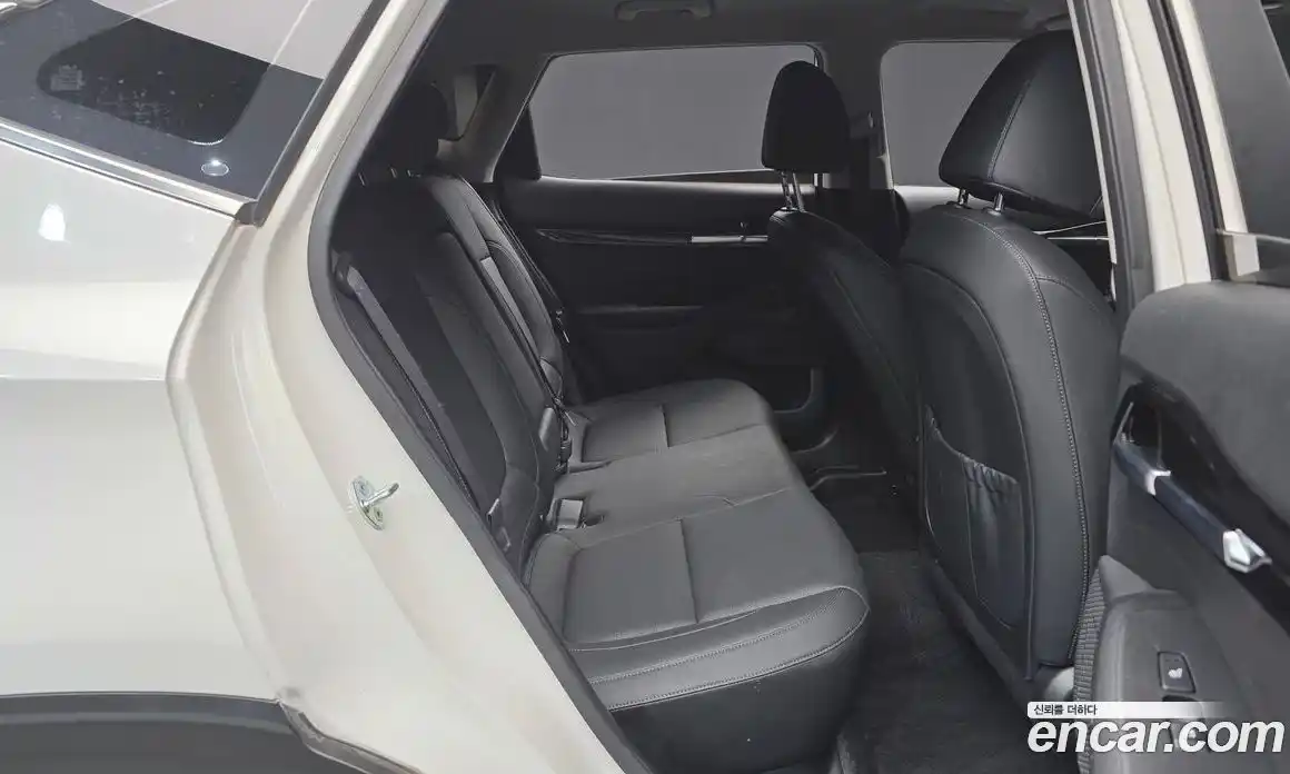 Kia Seltos 2022 1.6 автомат (гидро), фото 17